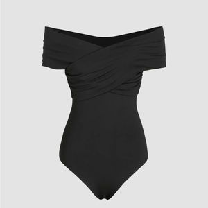 New with tags, cider black off the shoulder going out body suit size M